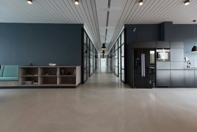 Kiadó 120 m²-es iroda az Infopark mellett, B kategóriás házban